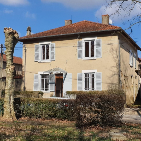 Maison / Villa VILLARS-LES-DOMBES (01330) 126.14m2 1 070 € 