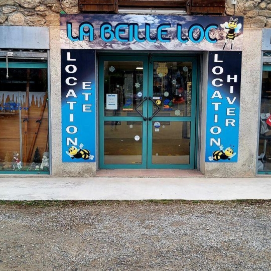 Local / Bureau LES CABANNES (09310) 77.00m2 88 000 € 