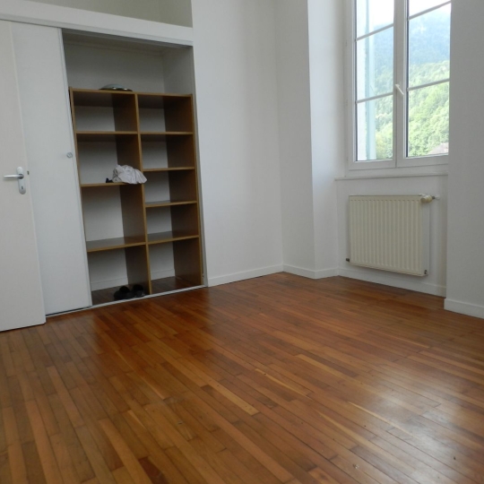 Appartement SAINT-LAURENT-DU-PONT (38380) 55.43m2 743 € 