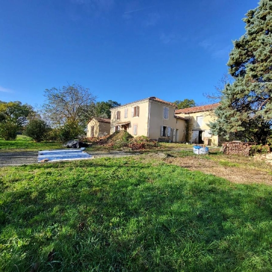 Maison / Villa PAVIE (32550) 443.00m2 230 000 € 