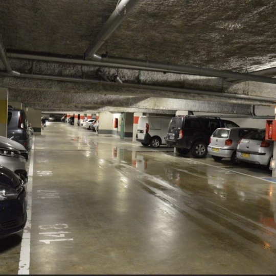 Parking COLOMBES (92700) 13.00m2  - 15 000 € 