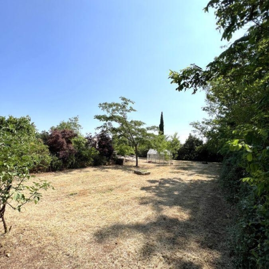 Terrain UZES (30700) m2  - 89 000 € 