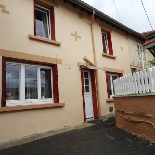 Maison / Villa SAINT-REMY-SUR-DUROLLE (63550) m2 70 400 € 