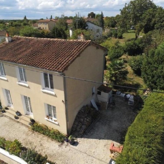 Maison / Villa CHARROUX (86250) 96.00m2 107 000 € 