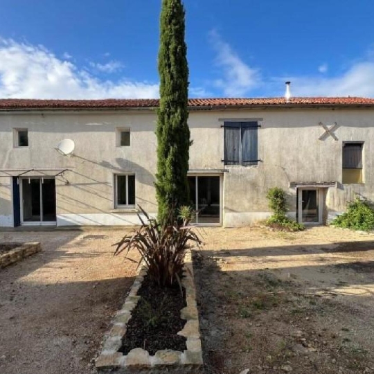 Maison / Villa AUNAC (16460) 225.00m2 180 850 € 