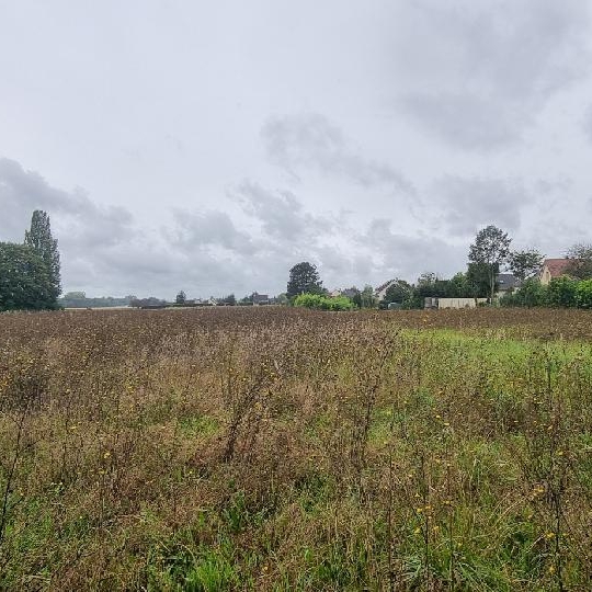 Terrain COURLON-SUR-YONNE (89140) 4100.00m2  - 37 500 € 