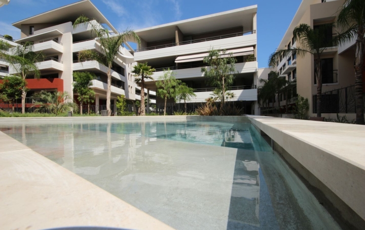 Appartement CANNES (06400) 85 m<sup>2</sup> 849 000 € 