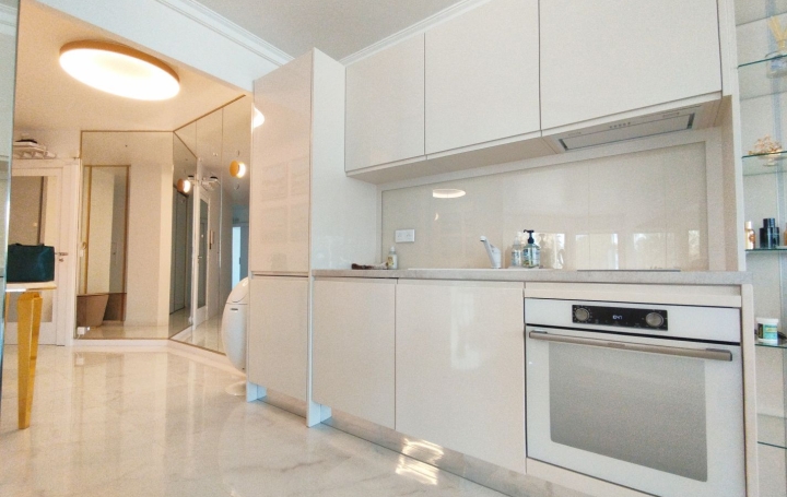 3 Pièces CANNES (06400)  73 m2 2 120 000 € 