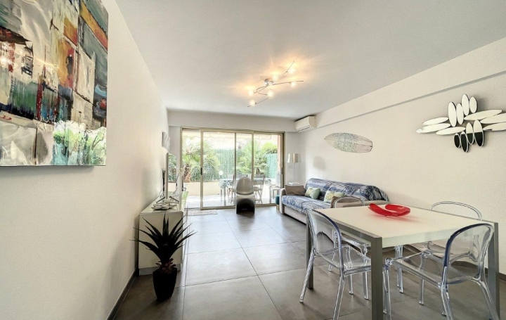 2 Pièces CANNES (06400)  50 m2 530 000 € 