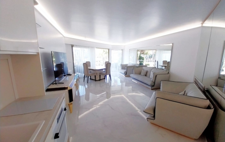 3 Pièces CANNES (06400)  73 m2 2 120 000 € 