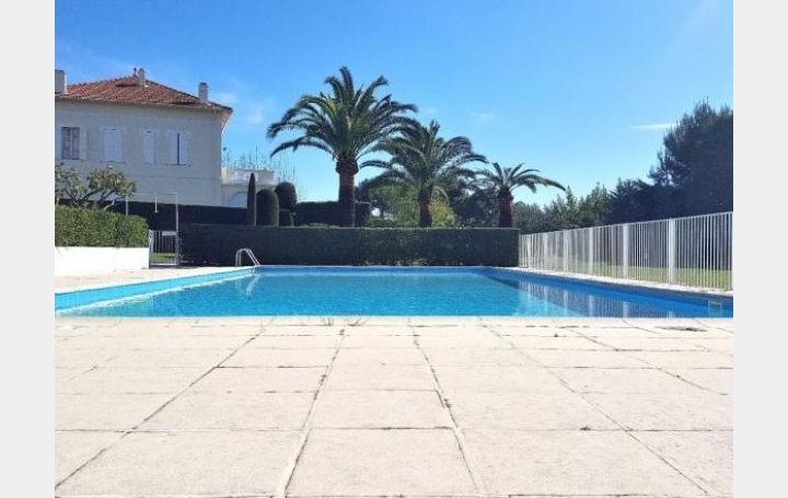 Réseau Immo-diffusion : Appartement P2  ANTIBES  52 m2 245 000 € 