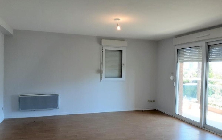 3 Pièces MACON (71000)  72 m2 724 € 