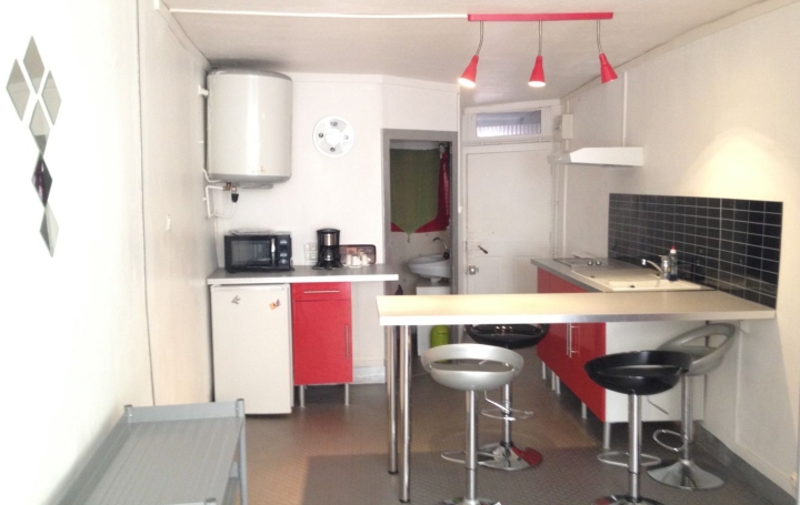 Studio MACON (71000)  25 m2 57 000 € 