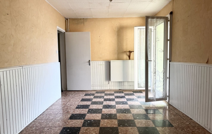 5 Pièces CRECHES-SUR-SAONE (71680)  110 m2 158 000 € 