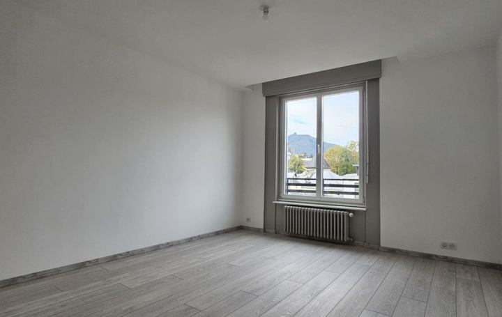 3 Pièces CHAMBERY (73000)  102 m2 1 850 € 