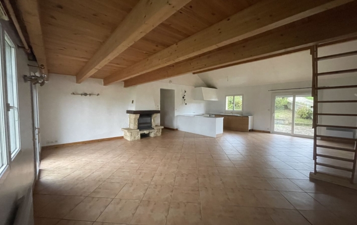 Maison AVRESSIEUX (73240)  116 m2 1 220 € 