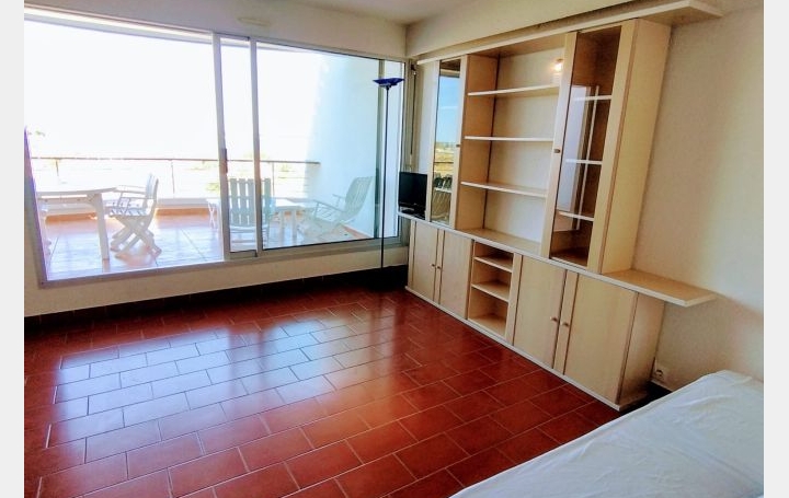 Studio LE GRAU-DU-ROI (30240)  28 m2 470 € 