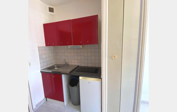 Studio LE GRAU-DU-ROI (30240)  27 m2 111 300 € 