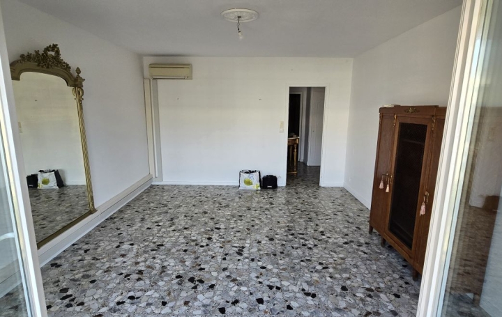 3 Pièces AJACCIO (20090)  70 m2 1 050 € 