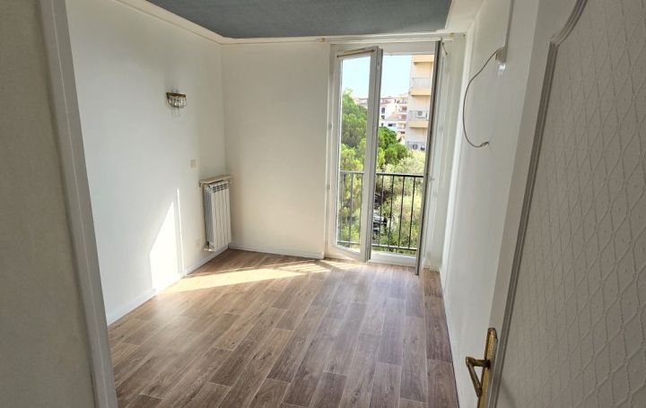 3 Pièces AJACCIO (20090)  70 m2 1 050 € 