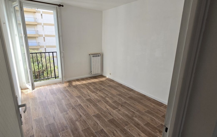 3 Pièces AJACCIO (20090)  70 m2 1 050 € 