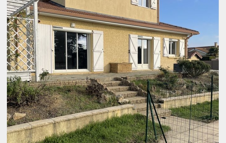 Maison CHEYSSIEU (38550)  130 m2 399 000 € 