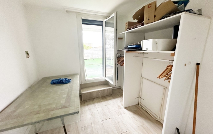 4 Pièces NIMES (30000)  71 m2 99 000 € 