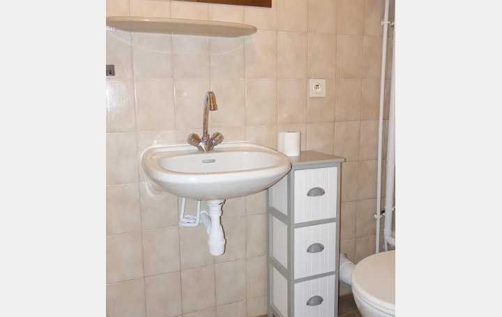 1 Pièce GIGNAC (34150)  32 m2 443 € 