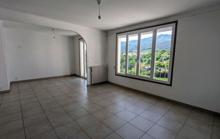 3 Pièces CERET (66400)  67 m2 147 500 € 