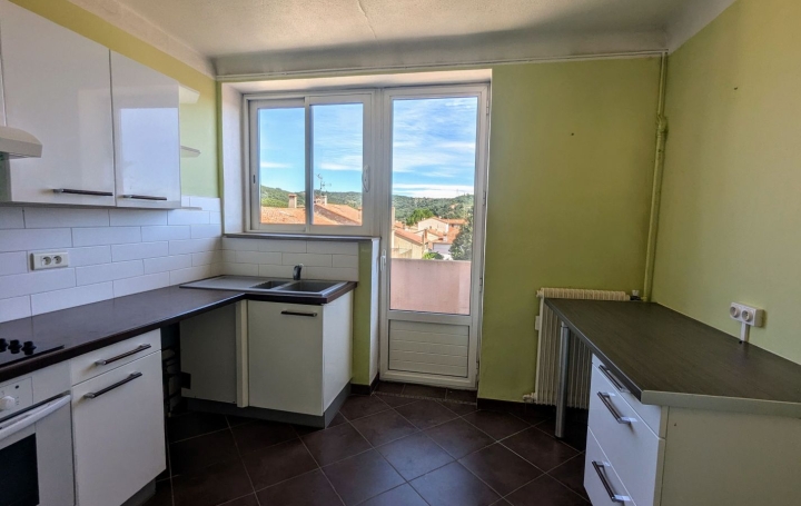 3 Pièces CERET (66400)  67 m2 147 500 € 