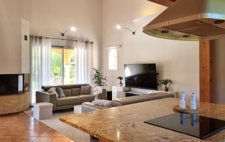 Villa SAINT-CHINIAN (34360)  136 m2 399 000 € 