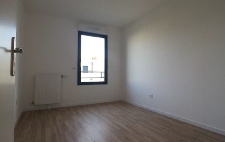 3 Pièces SAINT-CYR-L'ECOLE (78210)  62 m2 273 200 € 