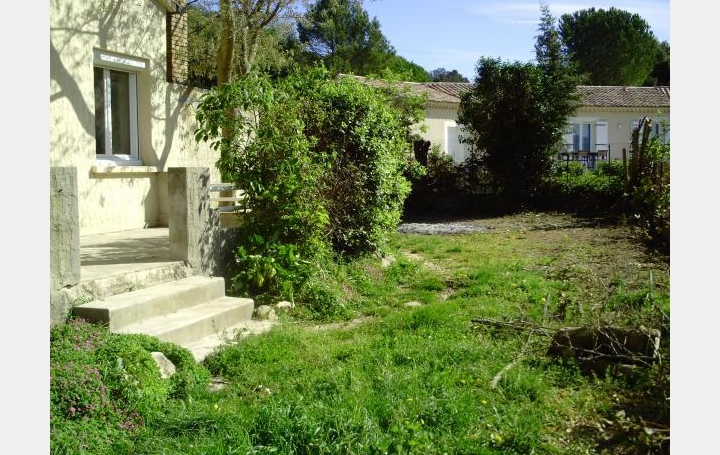 Réseau Immo-diffusion : Villa  LA ROQUE-SUR-CEZE   800 € 