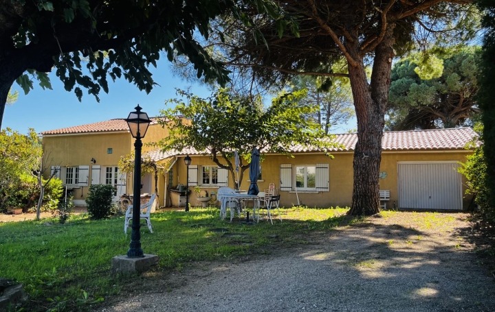 Villa BAGNOLS-SUR-CEZE (30200)  175 m2 249 000 € 