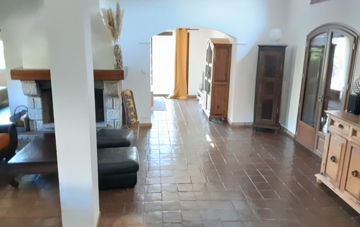 Maison / Villa GANGES (34190)  170 m2 1 450 € 