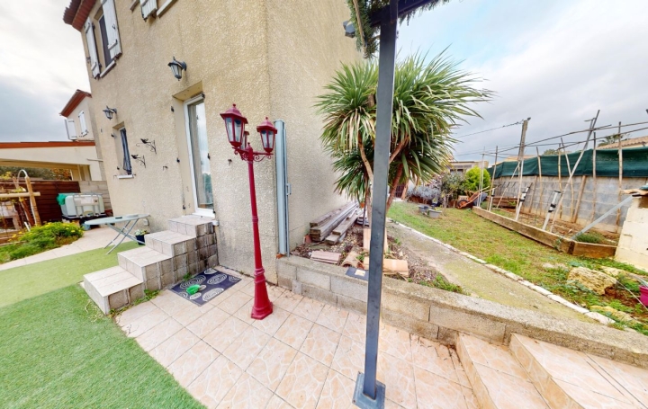 Villa MONTBAZIN (34560)  110 m2 337 000 € 