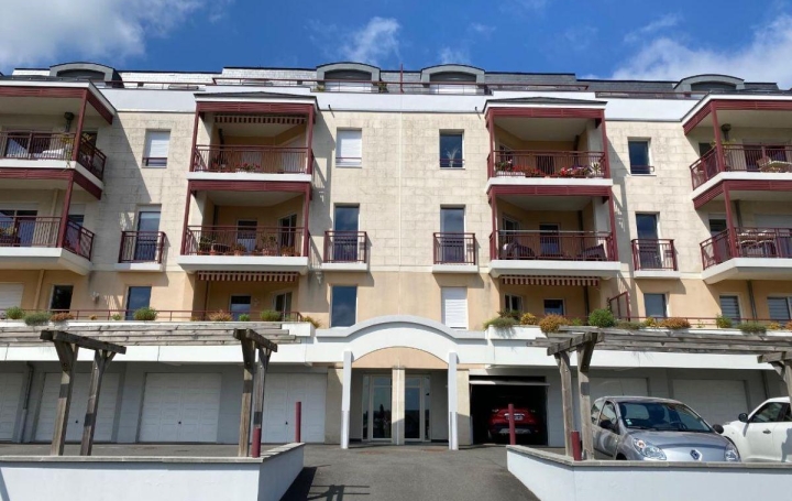 2 Pièces CHOLET (49300)  53 m2 695 € 