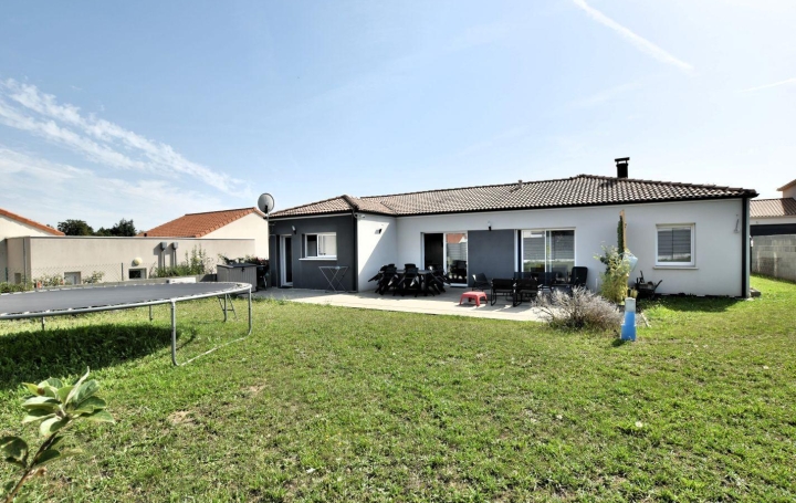 Réseau Immo-diffusion : Maison  SAINT-LEGER-SOUS-CHOLET   1 200 € 