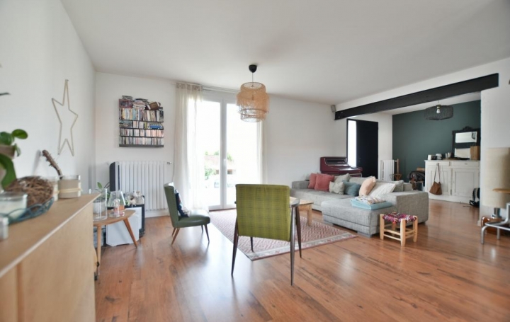 Réseau Immo-diffusion : Maison  LA TESSOUALLE  130 m2 0 € 