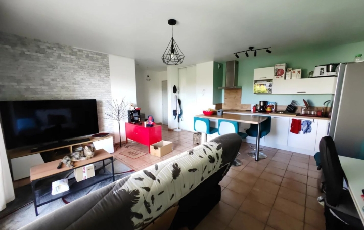 2 Pièces ENTRAIGUES-SUR-LA-SORGUE (84320)  53 m2 123 000 € 