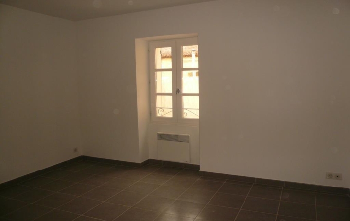 Réseau Immo-diffusion : Appartement P3  LE THOR  63 m2 695 € 