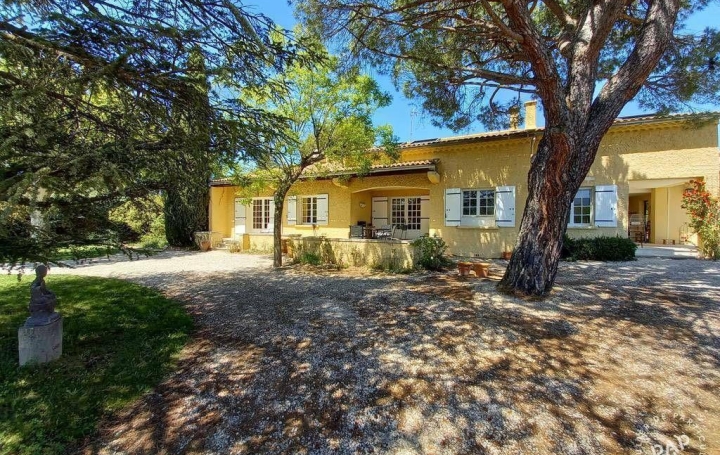 Réseau Immo-diffusion : Maison  CABRIERES-D'AVIGNON  200 m2 900 000 € 