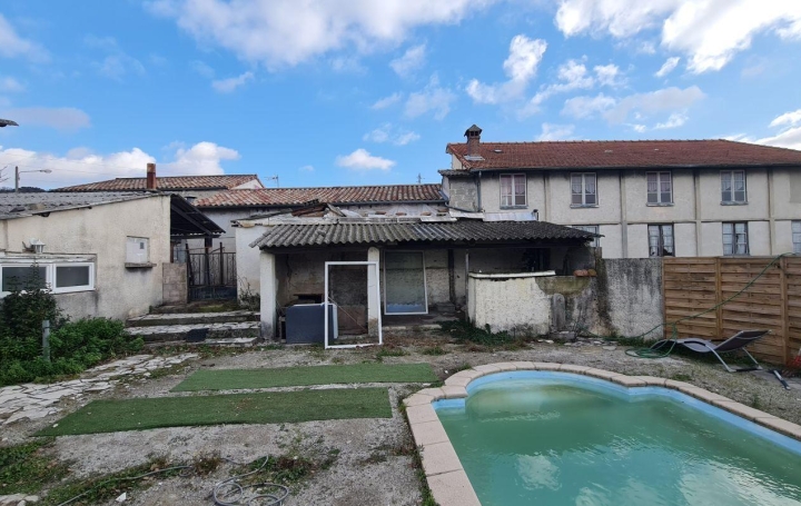 Réseau Immo-diffusion : Local commercial  LA COUCOURDE  424 m2 213 000 € 