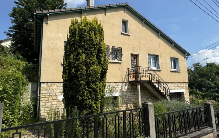 Maison SAINT-AMAND-MONTROND (18200)  95 m2 102 000 € 