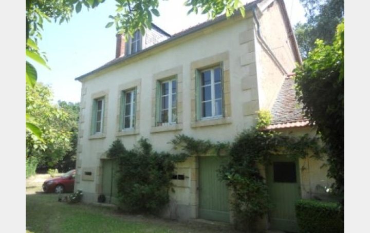 Réseau Immo-diffusion : Maison de village  AINAY-LE-VIEIL  96 m2 90 000 € 