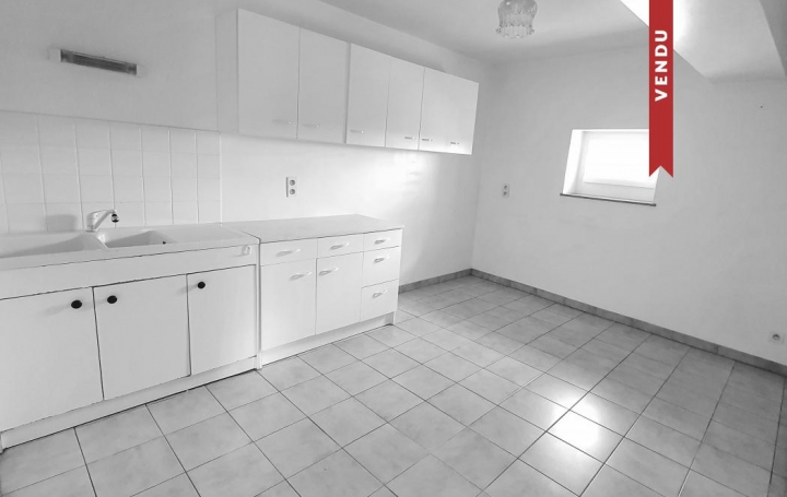 Réseau Immo-diffusion : Appartement P2  NEUVILLE-LES-DAMES  48 m2 405 € 