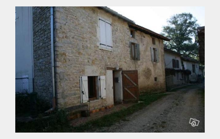 Réseau Immo-diffusion : Maison de village  SAINT-MARTIN-DU-MONT   168 000 € 