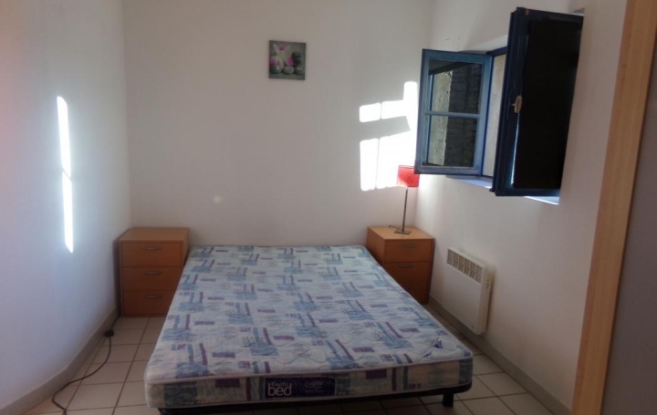 2 Pièces NIMES (30000)  23 m2 490 € 