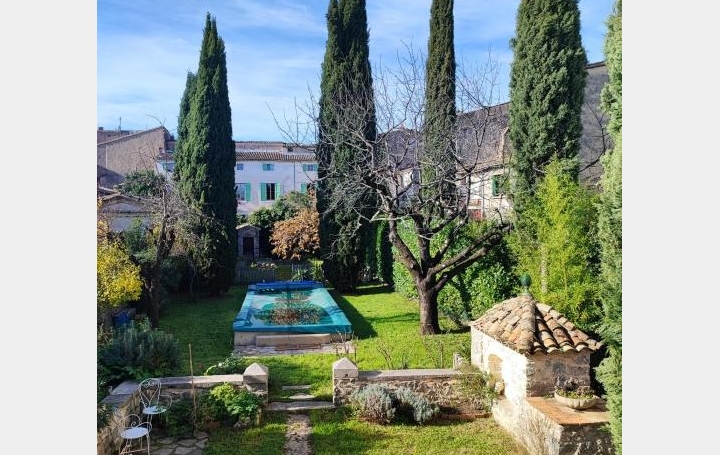 Propriété NIMES (30000)  508 m2 744 000 € 