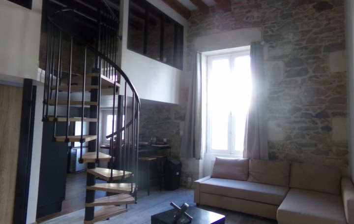 2 Pièces NIMES (30000)  61 m2 166 000 € 